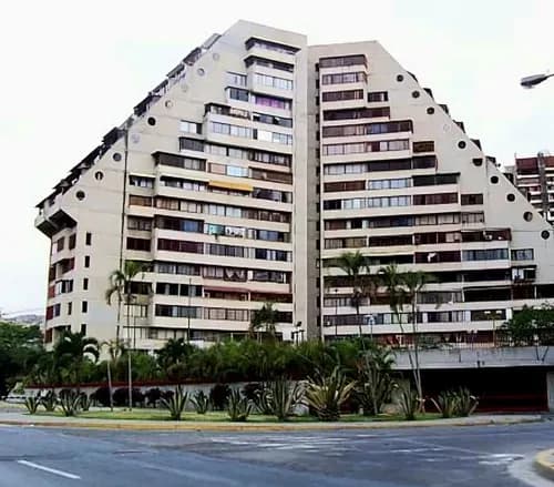 Se Vende Apartamento En Montalbán (cliente Directo)