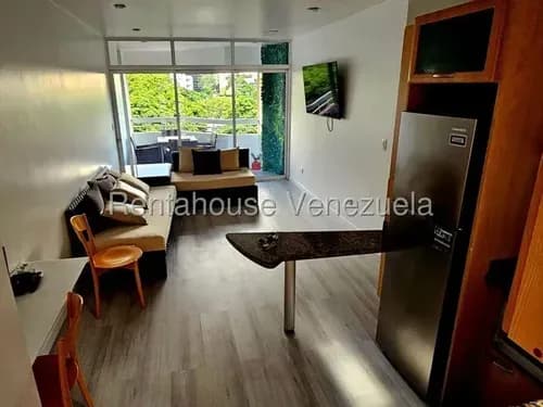 Apartamento En Alquiler En La Castellana Yf 26-11886