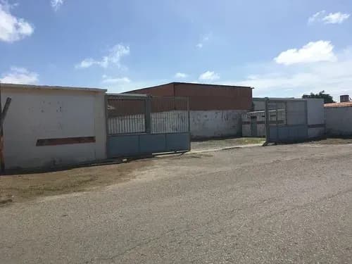 Vendo Solo Clientes Terreno Con Bienhechurias En Punto Fijo Edo Falcón Jrico