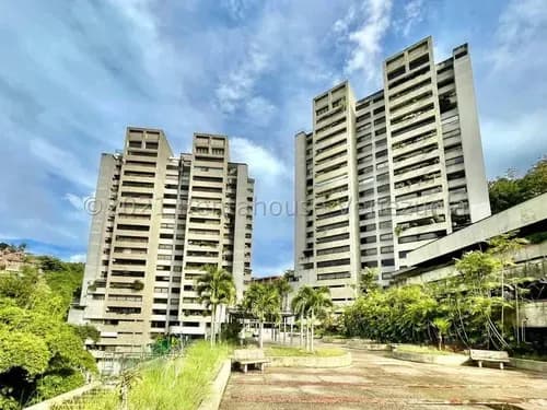 María Pastrán Te Presenta Este Espectacular Apartamento En Venta En Alto Hatillo Mls# 26-2157 Yf