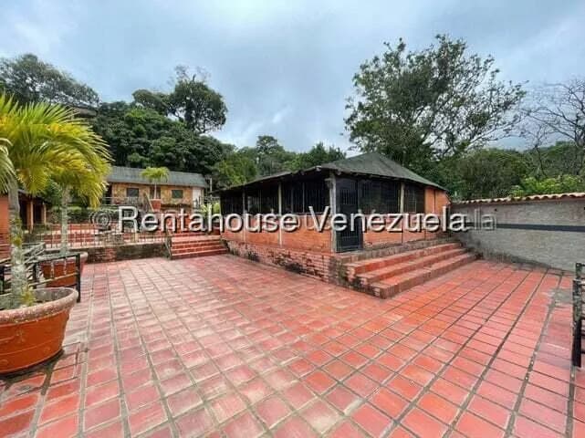 Comercial (Club Campestre) en Venta en Curimagua, Falcon