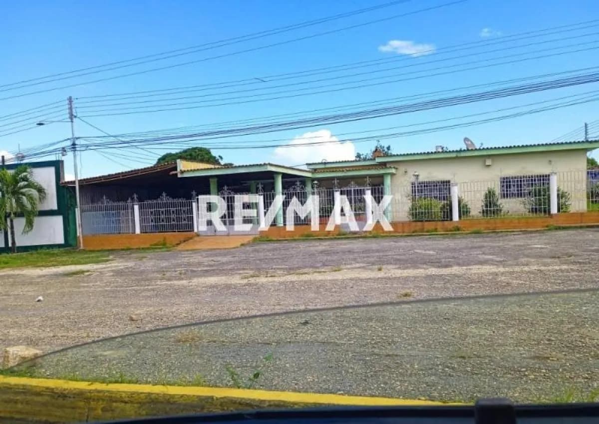 EN VENTA CASA AVENIDA JOSÉ TADEO MONAGAS MATURIN MONAGAS