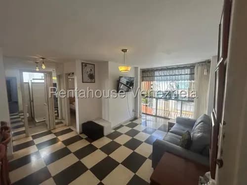 Apartamento En Alquiler San Bernardino. Cód. 26-14424