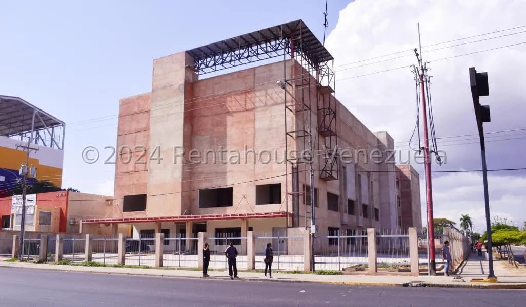 Comercial (Local Comercial) en Alquiler en Carretera O, Zulia