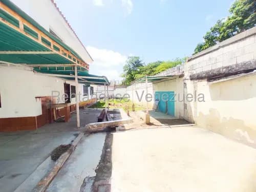 Karen García Vende Extensa Casa Al Este De Barquisimeto, Oportunidad De Vivir Con Amplitud, Comodidad Y Seguridad, Espacios Ideales Para Proyectos Comerciales.