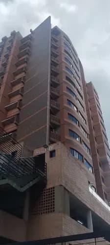 Alquiler Apartamento Amoblado En Valencia Los Mangos Prebo Con Pozo Y Planta Ab-ind