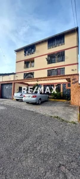 Apartamento en Alquiler amoblado en Residencias Aylim Santa Teresa