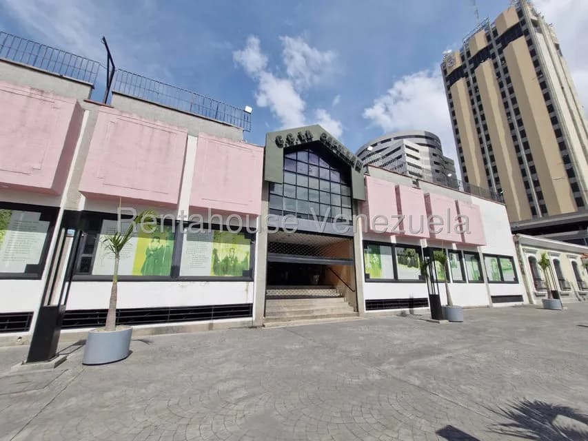 Comercial (Local Comercial) en Venta en Avenida 19 de Abril, Aragua