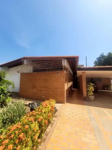 Se Vende Casa A Pie De Calle En Morro I En Lecheria