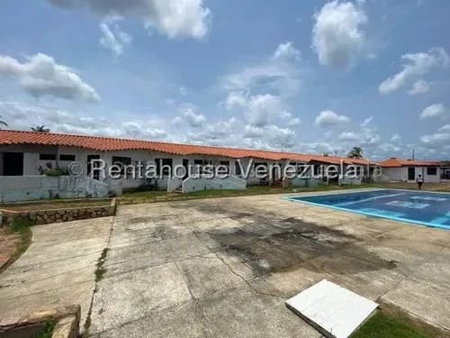 Ammp En Venta Casa Tipo Cabaña En Ciudad Flamingo Chichiriviche Falcon