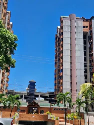 En Alquiler Apartamento En La Granja Resd. Guaparo Norte (diagonal Al Cc Freemarket) Amoblado Cocina Equipada Gavip