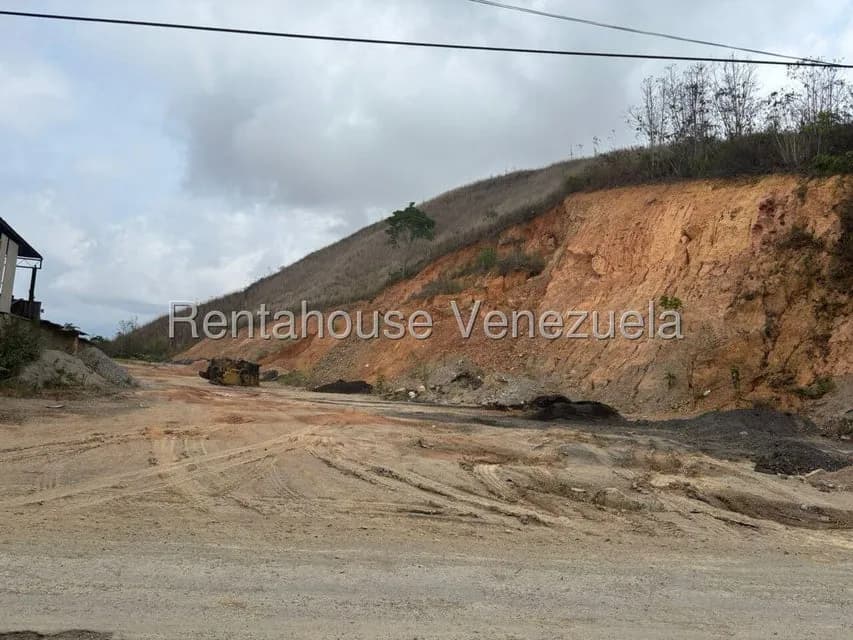 Terreno (Comercial) en Venta en Mariche, Distrito Metropolitano