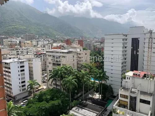 Estupendo E Impecable Apartamento En Alquiler Con Magnifica Ubicación En Los Palos Grandes Y Espectacular Vista Panorámica. Carlos Manuel Mollejas. Mls#26-19640.