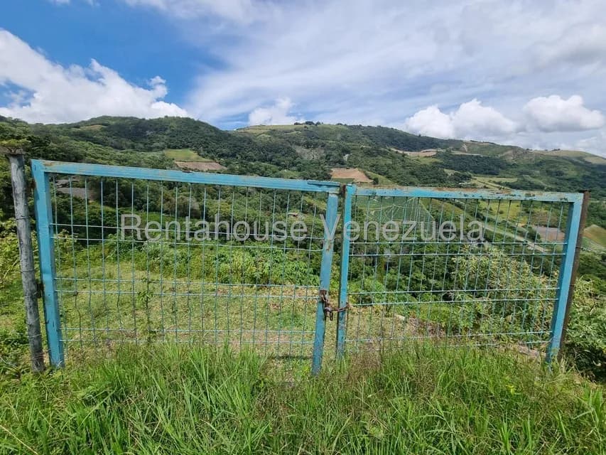 Terreno (Comercial) en Venta en Jimenez, Lara