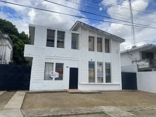 Annic Coronado Vende Casa Comercial En El Viñedo Cerca De La Pastiserie El Viñedo Cód. 317360