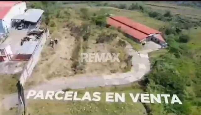Terreno en Tucape autopista