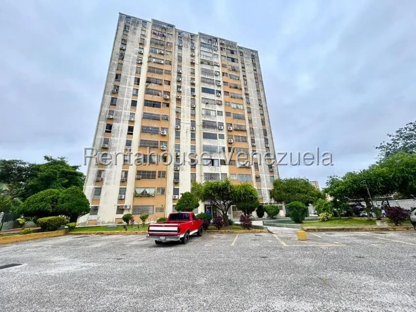 Apartamento (1 Nivel) en Alquiler en Las Trinitarias, Lara