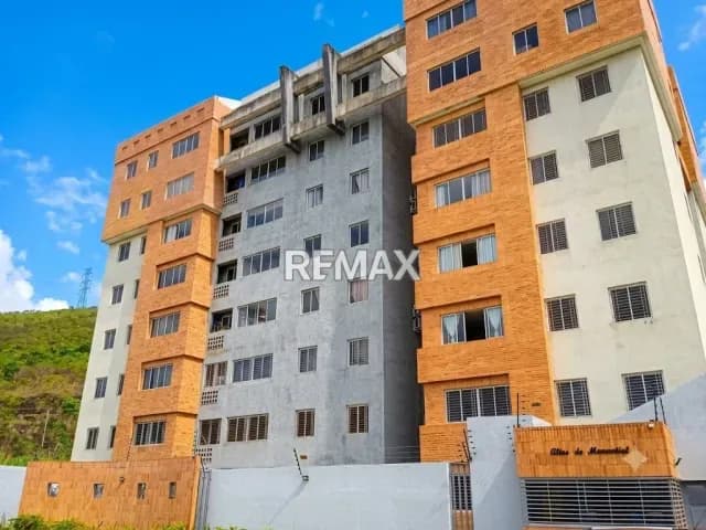 Se vende Apartamento en Altos del Manantial con Pozo de Agua