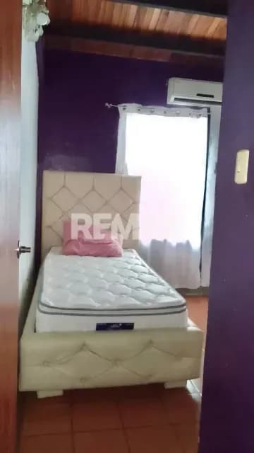 Amplia y cómoda propiedad tipo thownhouse para la venta zona exclusiva de Araure URb casa de campo
