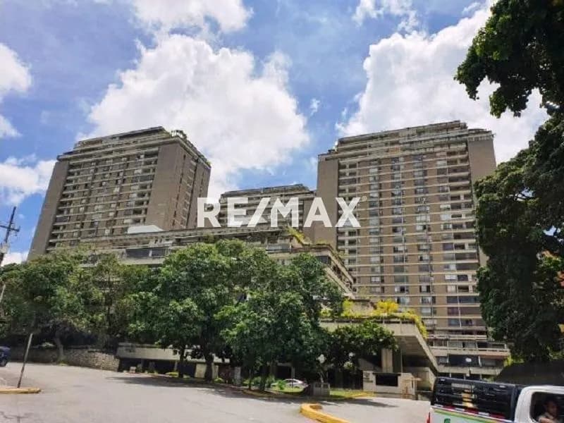 OFICINA EN VENTA - URB. PRADO HUMBOLDT