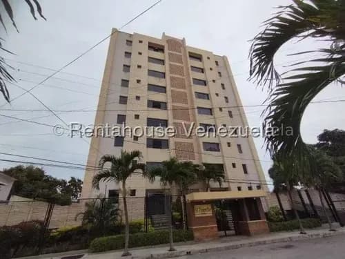 Jean Pavon Tiene Excelente Apartamento Amoblado En Alquiler En El Este De Barquisimeto Lara 26-18217