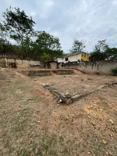 Lt Venta De Terreno En Lomas Del Country 1200 M2