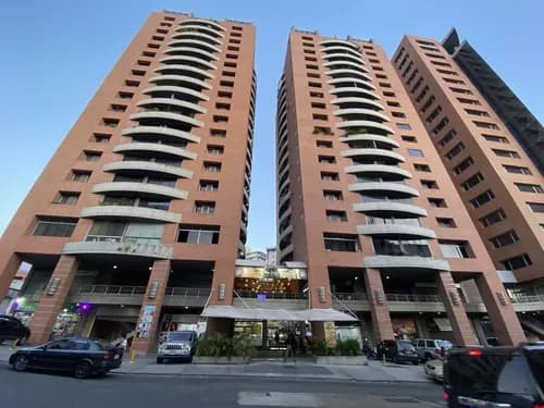 Locales En Alquiler Y Oficinas En Venta En Los Dos Caminos. Mty