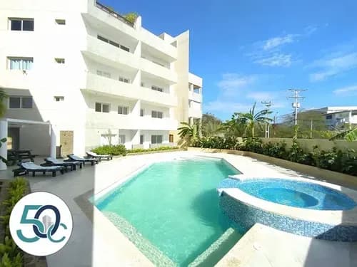Penth House De Tres Niveles En El Yaque, Con Vista Al Mar