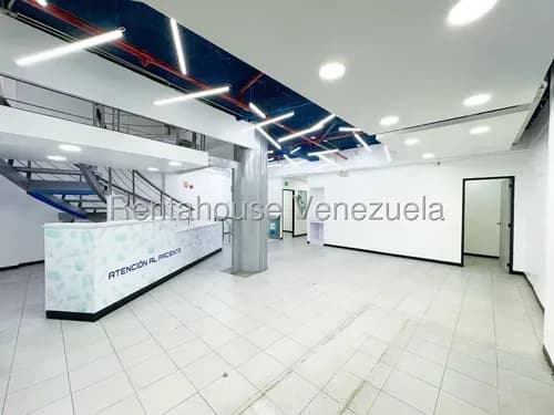 Alx / Oportunidad Única En Sabana Grande: Impresionante Local Comercial En City Market De 363 Mts, Estrategicamente Situado En Zona De Alto Trafico. Sabana Grande En Venta / Mls #25-21149
