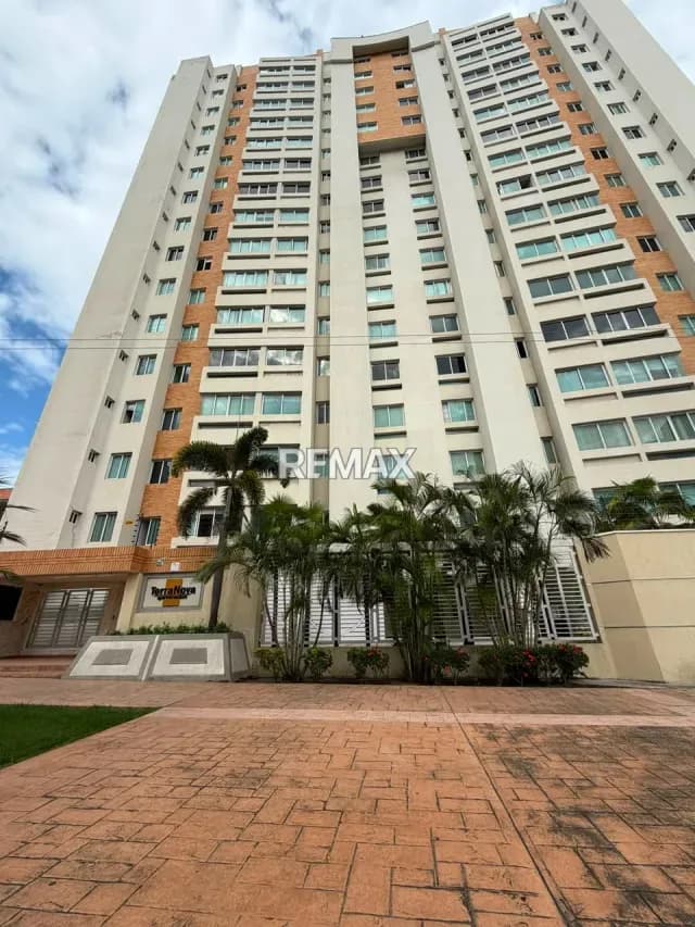 En Venta Excelente Apartamento, Ubicado en Base Aragua.