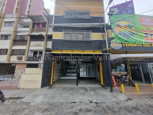 Raíza Suárez Alquila 2 4 2 8 3 4 9 Local Comercial Ideal Para Negocios Relacionados Con Alimentos Frescos En Zona Con Alto Tráfico, Planta Eléctrica, 1 Baño, Este De Barquisimeto