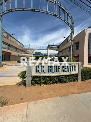 Punto comercial en Venta C.c blue center Av. Milagro norte