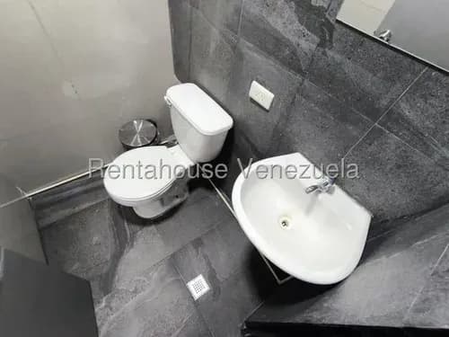 Oficina En Alquiler En Av Bolivar Valencia Mm Carabobo Planta Electrica Pozo De Agua Puestos De Trabajo