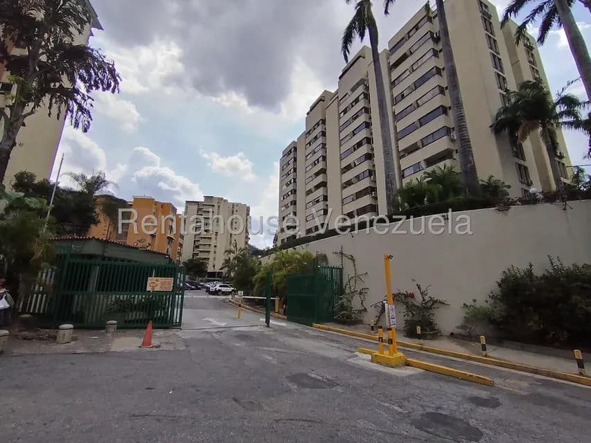 Apartamento (1 Nivel) en Alquiler en Macaracuay, Distrito Metropolitano