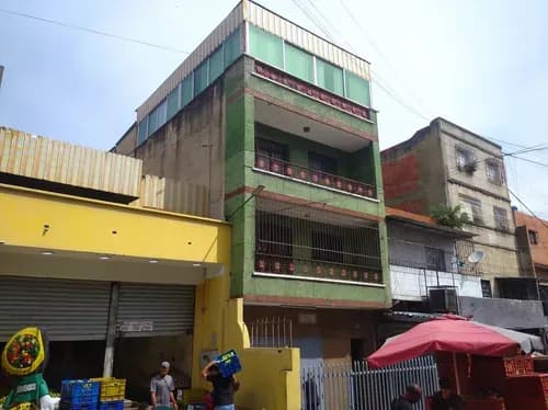 En Venta Edificio Mixto En Catia. 477 Usd X M2. Rd