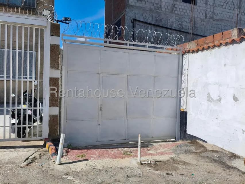 Comercial (Galpon - Deposito) en Alquiler en Mariperez, Distrito Metropolitano