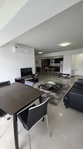 Bello Apartamento En Alquiler Puerto Madero Amoblado Urb Valles De Camoruco Planta 50%