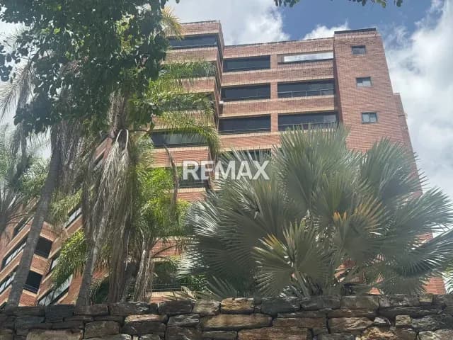 En Alquiler bello Apartamento amoblado, Colinas de Valle Arriba 250M²