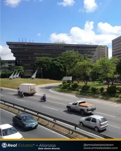 Sm Ext: Coworking Cubículo En Oficina Ccct Chuao Caracas 10m2 Y 25m2