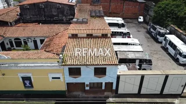 Casa a pie de calle en el centro de la Cuidad a una cuadra de la Catedral en la carrera 4