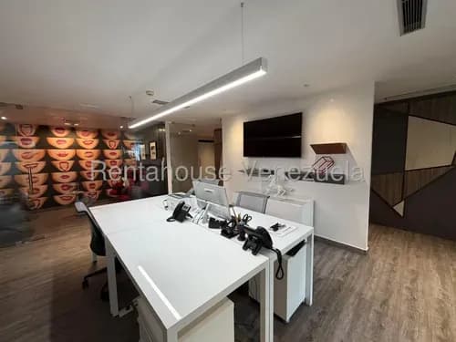 Exclusiva Oficina En Alquiler El Rosal As 26-21384
