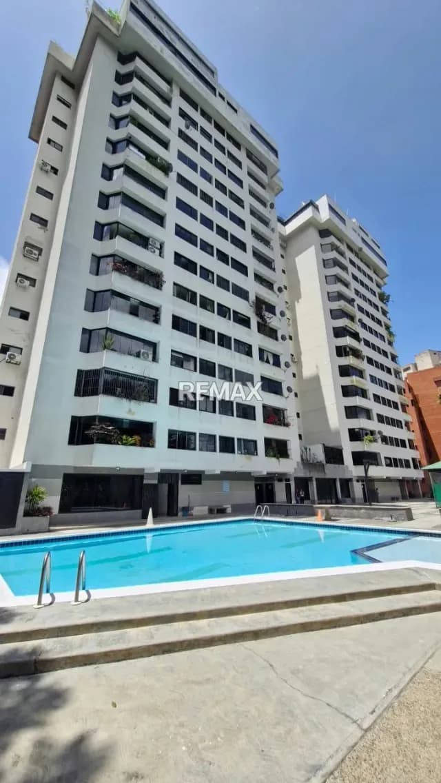 APARTAMENTO EN VENTA URB. TERRAZAS DEL AVILA. PISO MEDIO. ETIQUETA VERDE