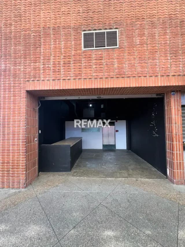 En Venta Local Comercial Galerías Ávila, La Candelaria