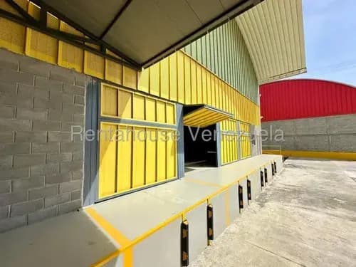 Galpón Moderno En Zona Ii: 14m De Altura, Planta Eléctrica 300kva Y Tanque De 270.000l @eloisabermudez.rah