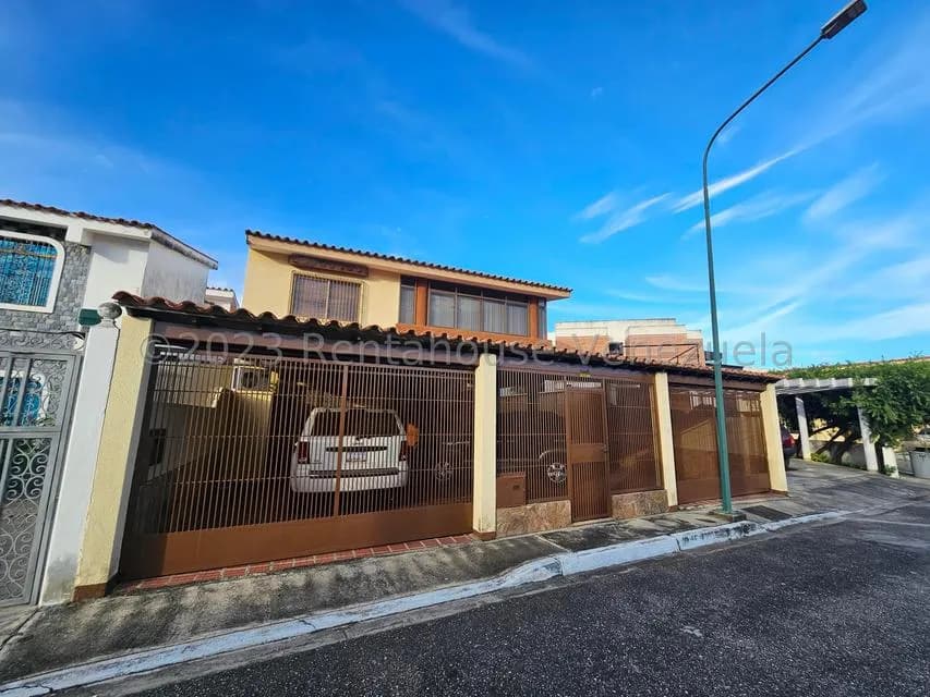 Casa (Multipes Niveles) en Venta en Zona Este, Lara