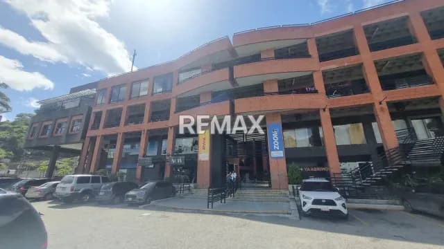 LOCAL COMERCIAL EN ALQUILER PLANTA BAJA PB-13 C.C. GALERIA LAS AMERICAS