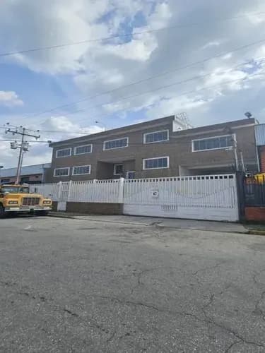 Galpon En Venta En Zona Industrial Los Jarales San Diego Ls