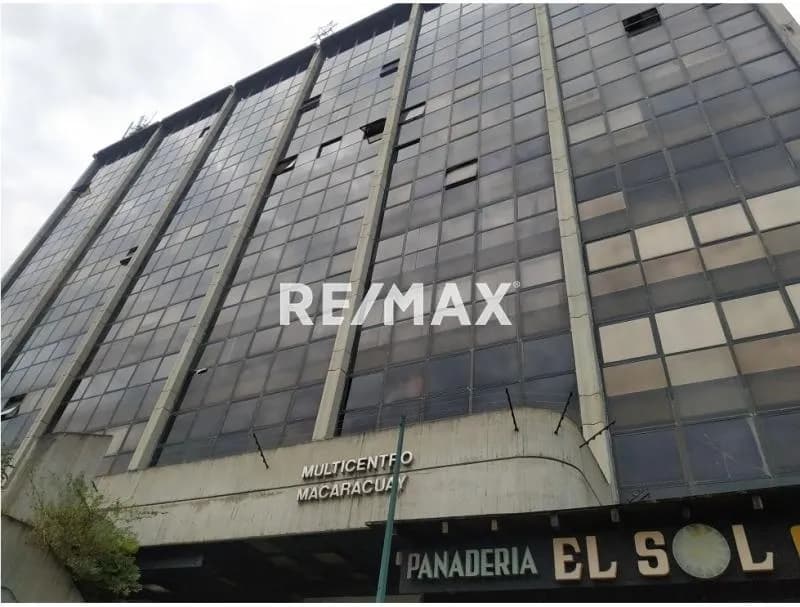 Venta Oficina Macaracuay
