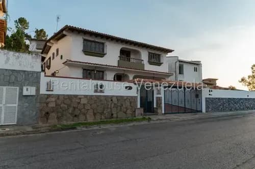 Casa En Venta , Los Naranjos , Mim 26-10274 . Calle Cerrada Con Vigilancia , Jardin