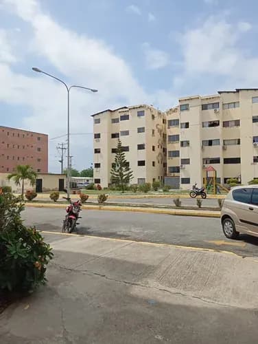 Venta Apto. Res. Bosque Real Los Guayos Paraparal A12-02